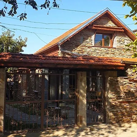 Gasthof The Stone Kazanlŭk